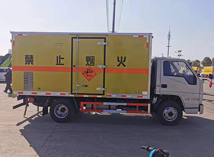 长岛爆破器材运输车